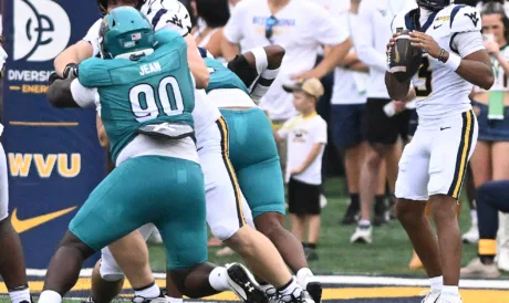 WVU football's offensive line played 'solid' in 1st game playing together